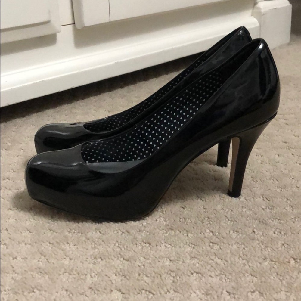 Black heels